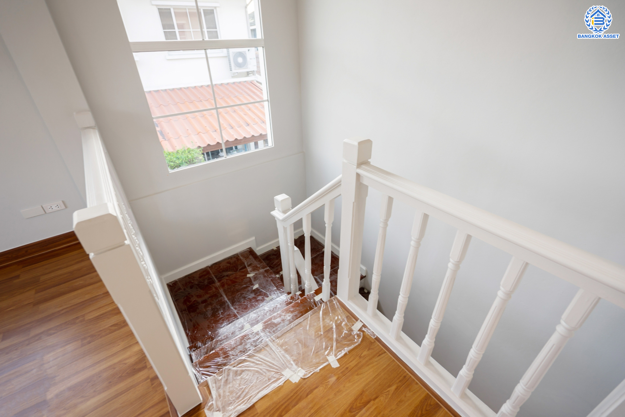 บ้านมือสองตกแต่งใหม่ ม.ชัยพฤกษ์ บางบัวทอง บ้านเดี่ยว แบรนด์ LH  เนื้อที่ 92.9 ตร.ว. ฟังก์ชัน 3 ห้องนอน 3 ห้องน้ำ จอดรถได้ถึง 4 คัน มีพื้นที่บริเวณบ้านกว้างขวางกว่า 232 ตร.ม. พร้อม Facilities ครบครัน บนทำเลเดินทางสะดวก ติดถนนบางกรวย-ไทรน้อย ใกล้เซ็นทรัลเวสต์เกต และรถไฟฟ้าสายสีม่วง "สถานีบางพลู"